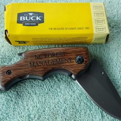 custom knife with engraving